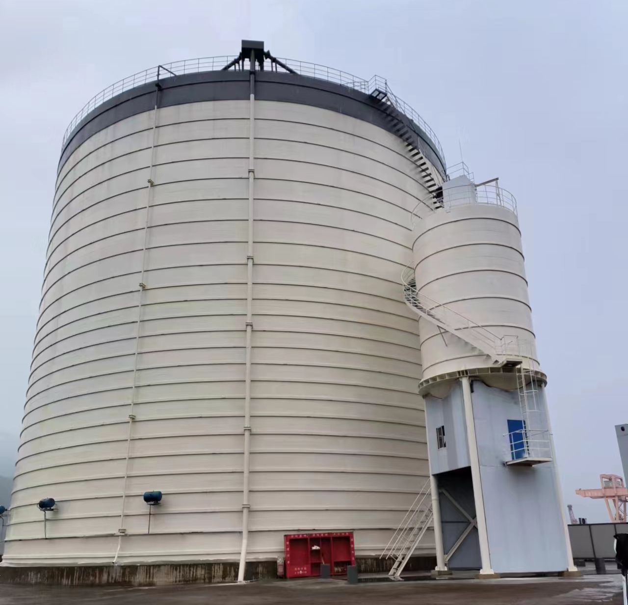 鞍山10万吨水泥钢板库